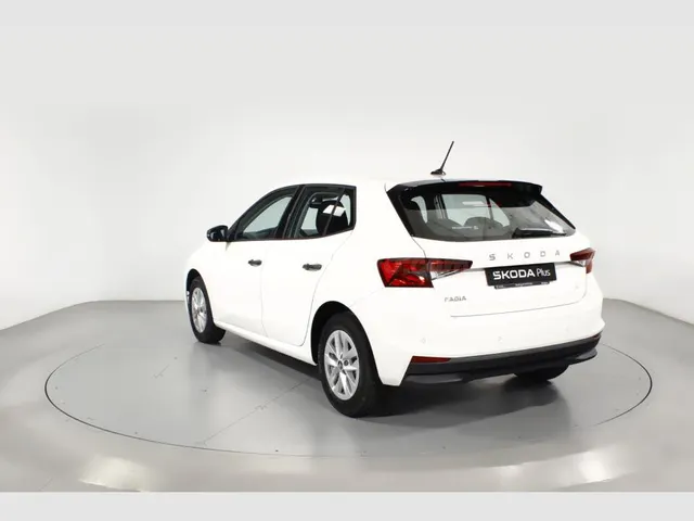 Skoda Fabia - foto 2