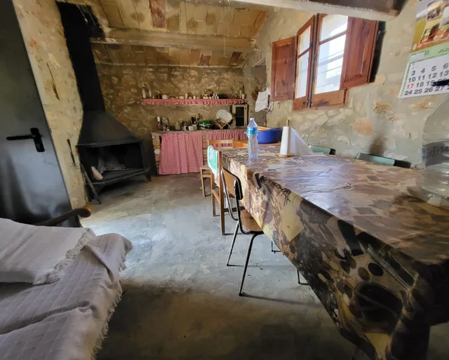 Finca Rústica con caseta de campo y pequeño almacén, a 3,5 k - foto 3