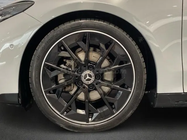 Mercedes Benz CLA - foto 5