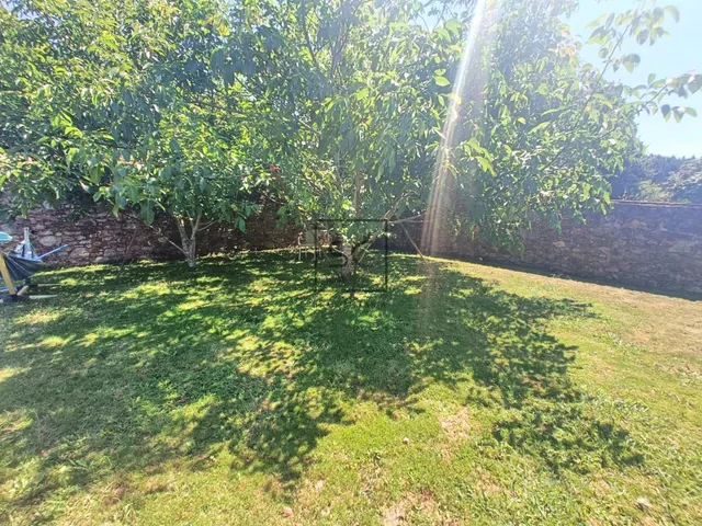 Casa de piedra para restaurar con finca edificable en Sedes, - foto 5