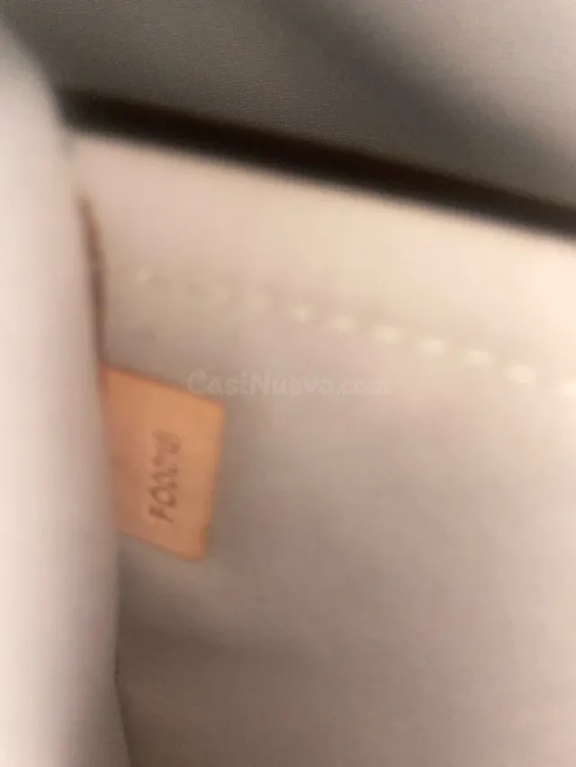 Louis Vuitton Bellevue Mirror Gold - foto 4