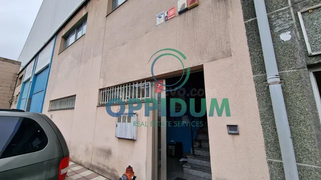 Nave de 3.216 m2 en el Polígono de Agrela - foto 3