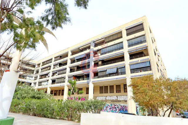 En venta dúplex en Plaza Porticada, Guardamar del Segura - foto 2