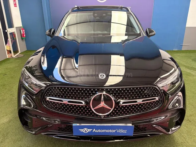 Mercedes GLC 220 AMG 4MATIC - foto 2