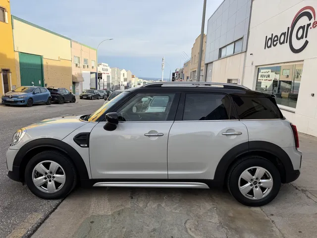 Mini Countryman Cooper D 2.0 150cv (2021) - foto 2