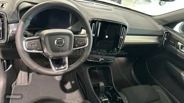 Volvo XC40 - foto 5