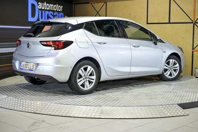 Opel Astra 1.2T SHL 81kW 110CV GS Line (2020) - foto 5