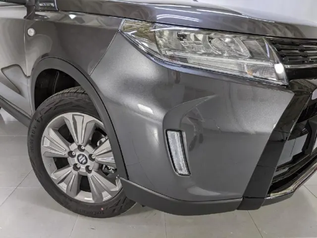 Suzuki Vitara - foto 3