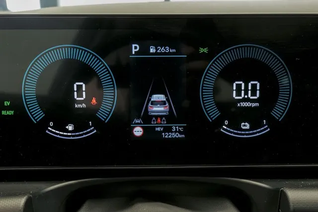 Hyundai Tucson 1.6T 185kW 252CV PHEV AT Maxx (2025) - foto 5