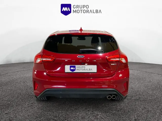 Ford Focus - foto 4