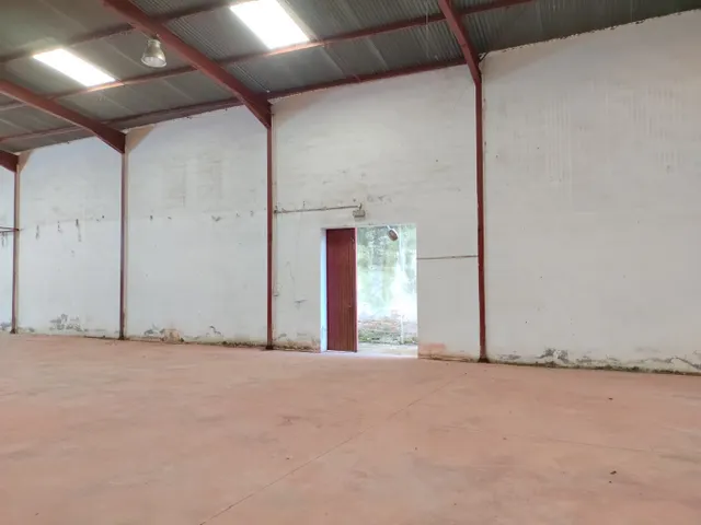 NAVE INDUSTRIAL EN EL CENTRO DE CHICLANA - foto 5