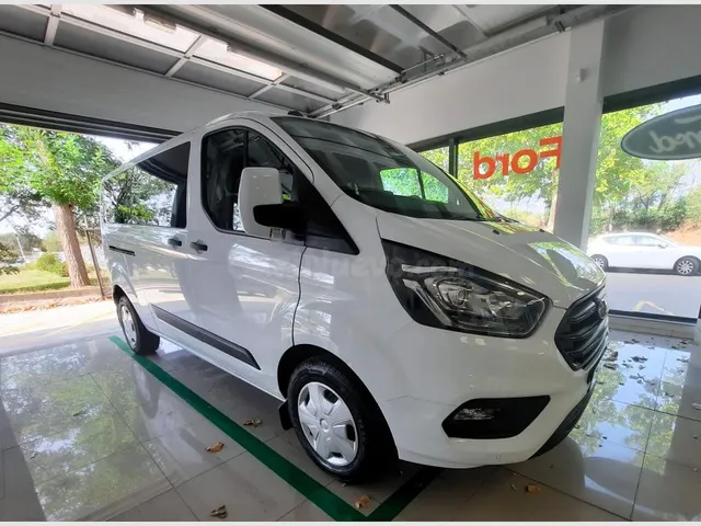 Ford Transit Custom - foto 3