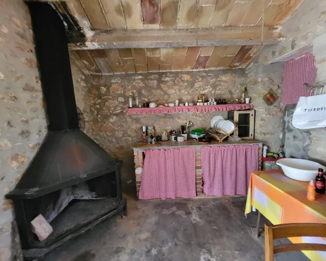 Finca Rústica con caseta de campo y pequeño almacén, a 3,5 k - foto 2
