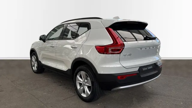 Volvo XC40 XC40 B3 (G) CORE MILD HYBRID - foto 2