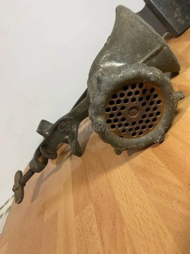 Molinillo triturador de carne estilo vintage – Malgrat de Ma - foto 3