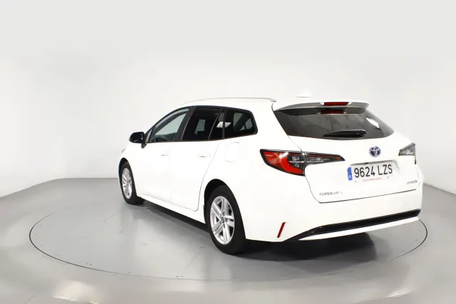 Toyota Corolla COROLLA fam. 1.8 HYBRID ACTIVE TECH E-CVT 5P - foto 2