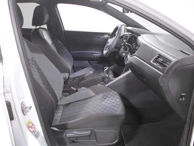 Volkswagen Polo POLO 1.0 TSI 70KW R-LINE 5P - foto 5
