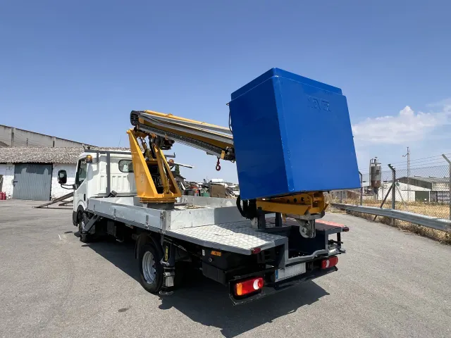 Nissan NT400 Cabstar 35.123 Cesta elevadora - foto 4