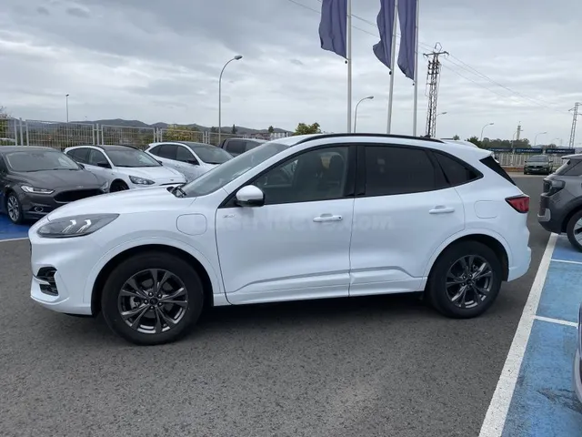 Ford Kuga - foto 4
