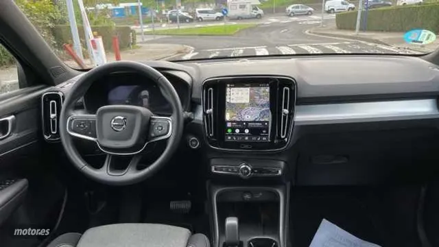 Volvo XC40 T4 en Madrid - Oferta con financiación oficial - foto 5