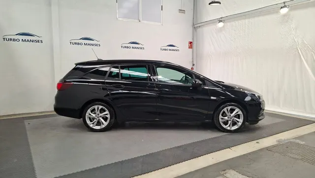 Opel Astra 1.4T SHT 107kW (145CV) Ultimate CVT ST - foto 3