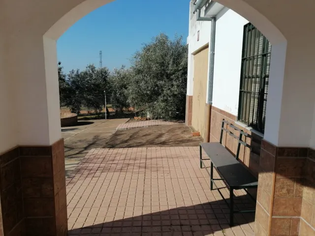 CASA CON TERRENO EN MONTORO! - foto 4