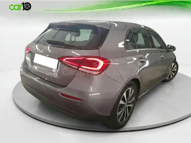 Mercedes Clase A Compact 180 d Business Line 8G-DCT - foto 3