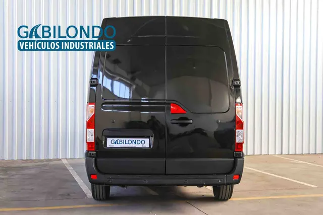 Renault Master Furgón L2H2 3300 Blue dCi 135 CV - foto 4