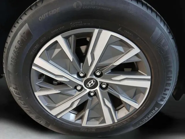 Hyundai Tucson - foto 5