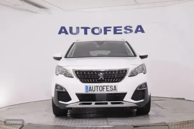 Peugeot 3008 - foto 2