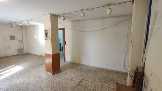 Alquiler local en barrio La Tómbola / Alicante - foto 5