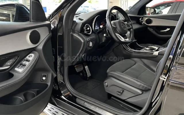 Mercedes GLC Coupé 250D 204 CV 4MATIC 9G-TRONIC AMG LINE - foto 4