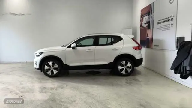 Volvo XC40 - foto 3