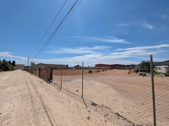 ALMACEN CON CAMPA EN AMPOSTA - foto 5