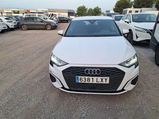 Audi A3 Sportback 30 TFSI 81kW (110CV) S tronic (2022) - foto 2