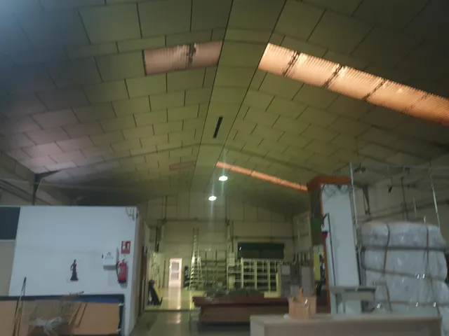 ESTUPENDA NAVE CON GRAN VISIBILIDAD - foto 3