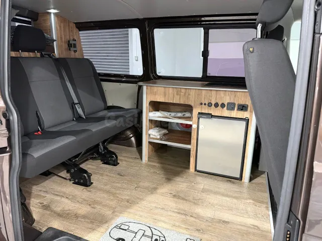 Volkswagen Transporter KOMBI 2.0 TDI - foto 4