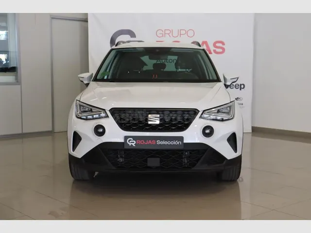 SEAT Arona 1.0 TSI 110 CV en Badajoz - Ideal para viajes y c - foto 2
