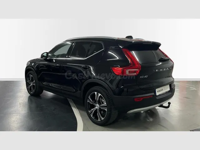 Volvo XC40 SUV 95 CV Gasolina en Manresa - foto 3
