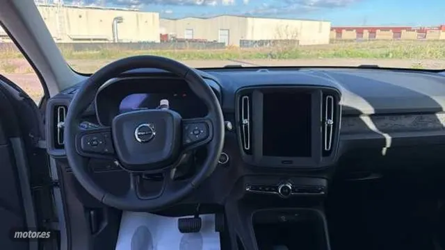 Volvo XC40 - foto 5