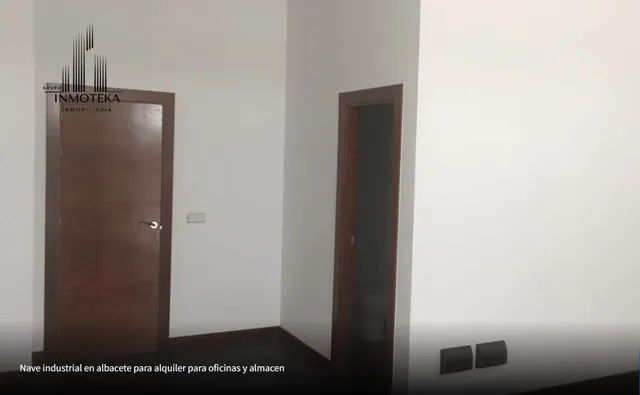 REF: C053 GRUPO INMOTEKA INMOBILIARIA ALQUILA NAVE INDUSTRIA - foto 5
