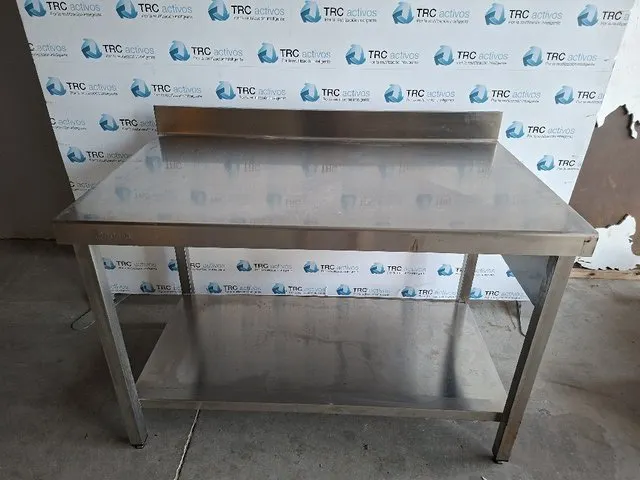 Mesa robusta acero inoxidable L'Aldea - Ideal taller o ofici