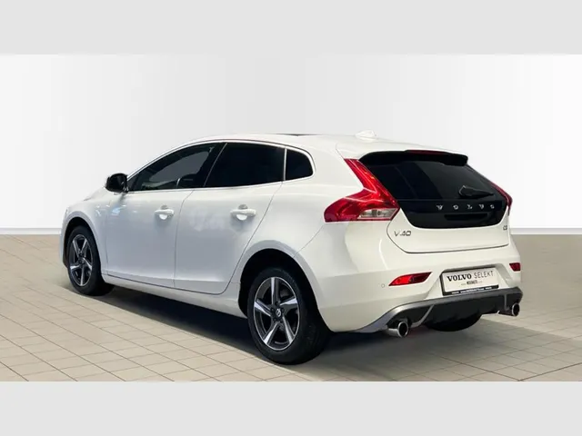 Volvo V40 - foto 3