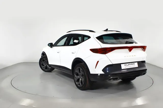 Cupra Formentor 1.5 ETSI Barcelona - Híbrido Eléctrico con L - foto 2