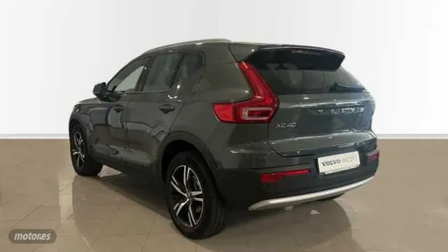 Volvo XC40 - foto 2