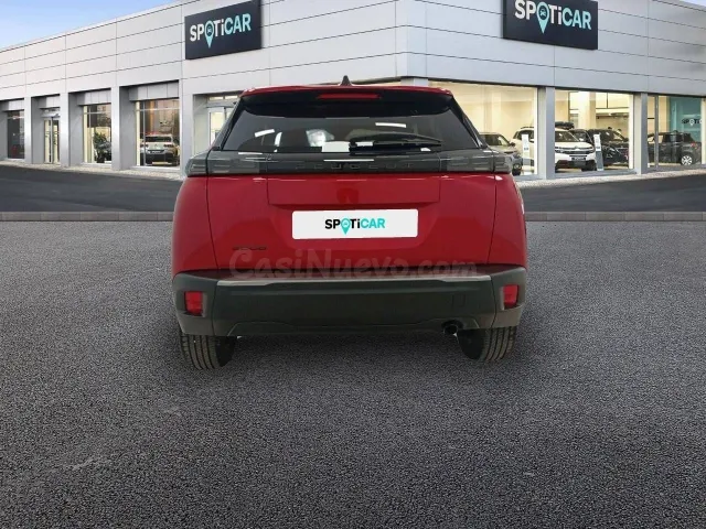 Peugeot 2008 1.2 Gasolina 6 velocidades en Finestrat - foto 5