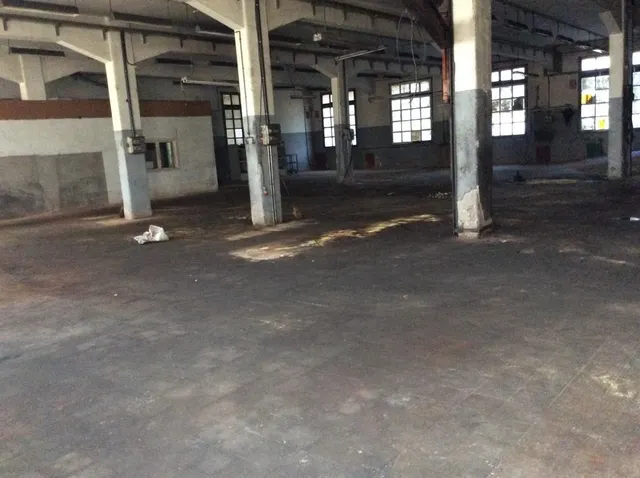 ð­Nave Industrial en Els Comptals, Manresa ð - foto 2