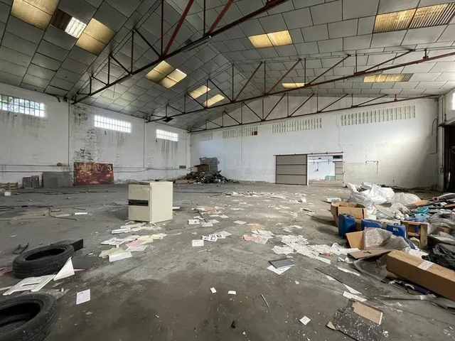 VENTA NAVE INDUSTRIAL POLIGONO CAMPONARAYA - foto 5