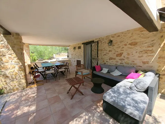 Finca rústica exclusiva con masía, piscina y vistas al mar e - foto 5