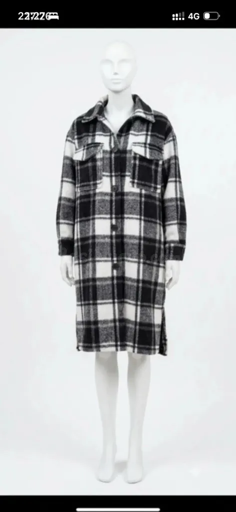 Abrigo Cuadros Blanco Negro Oversize